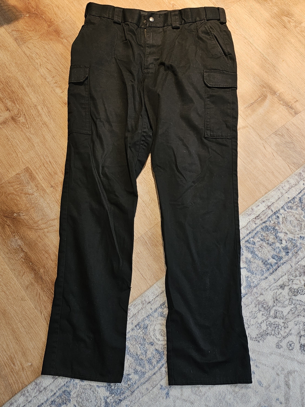 5.11 Tactical Cargo Pants in black Mens Size 40x32 Work Pants